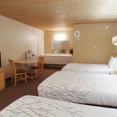 Canadas Best Value Inn And Suites Fernie Exterior photo