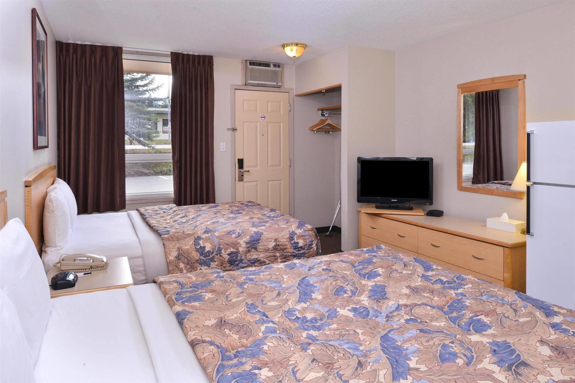 Canadas Value And Motel